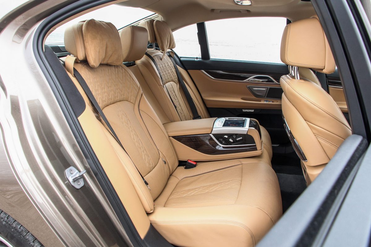 BMW 7-ES SOROZAT