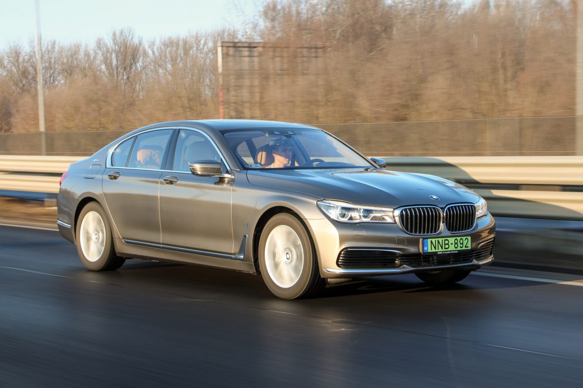 BMW 7-ES SOROZAT