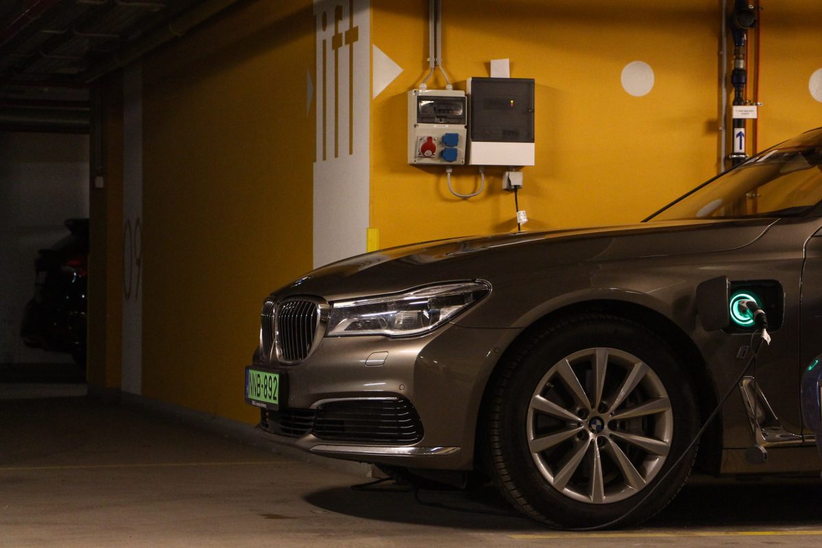 BMW 7-ES SOROZAT