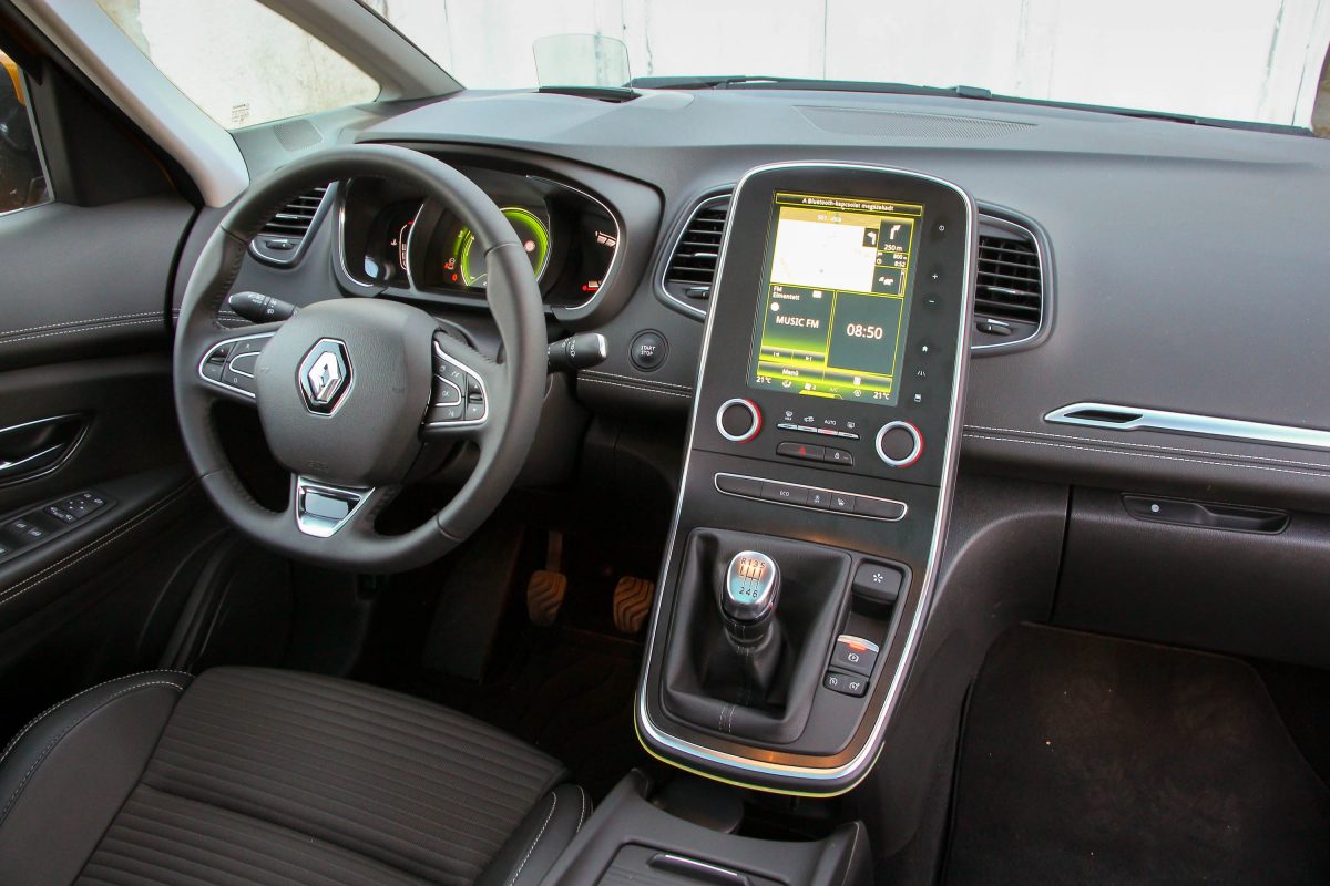 RENAULT SCENIC