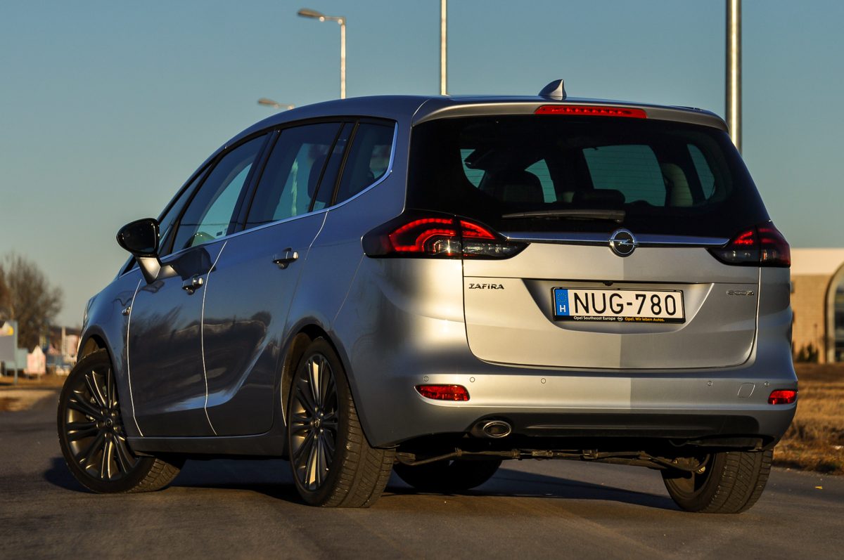 OPEL ZAFIRA