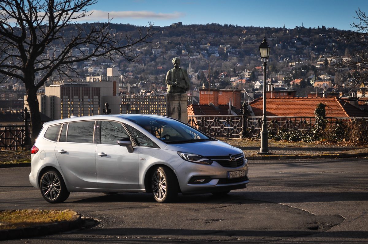 OPEL ZAFIRA