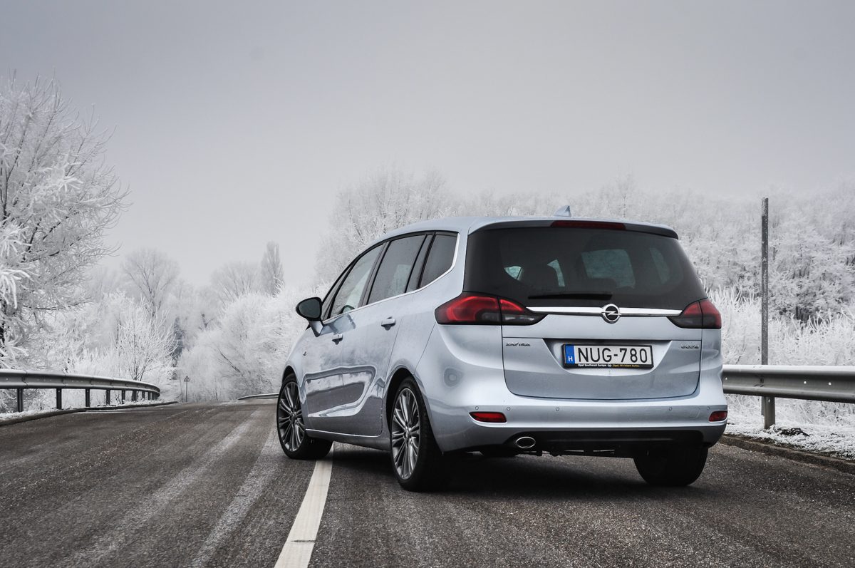 OPEL ZAFIRA