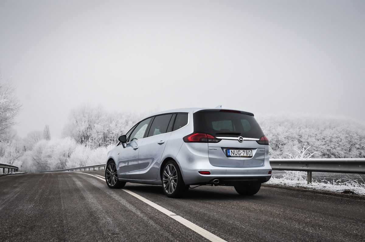 OPEL ZAFIRA
