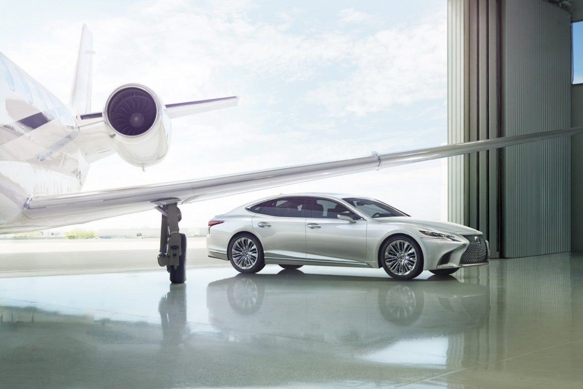 LEXUS LS