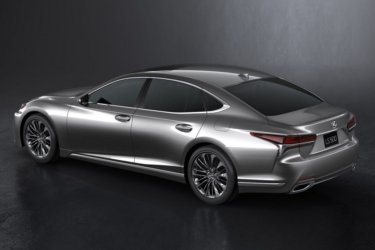 LEXUS LS