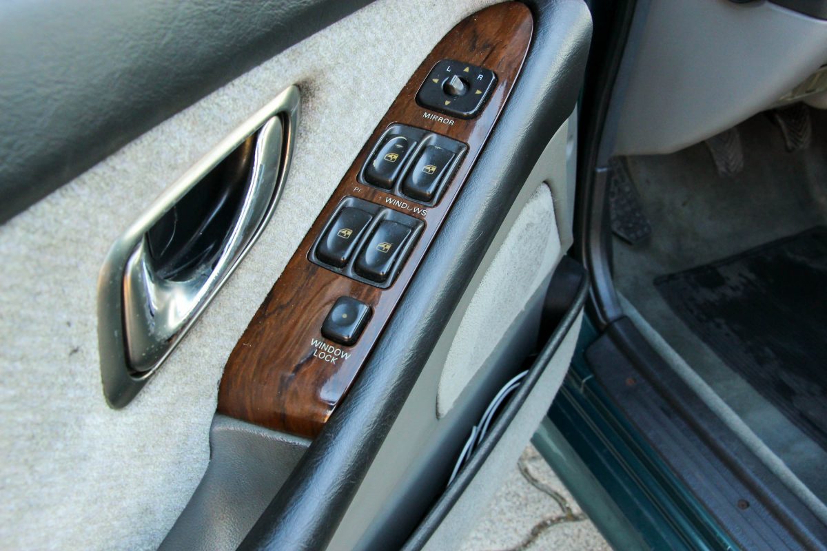 MITSUBISHI SIGMA