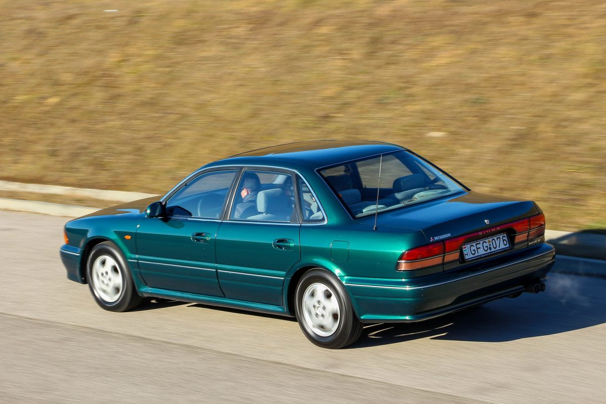 MITSUBISHI SIGMA