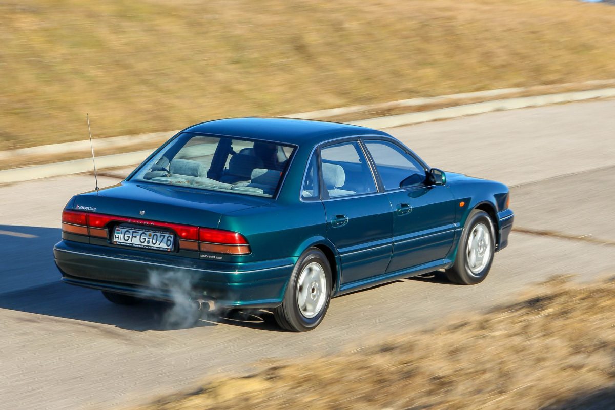 MITSUBISHI SIGMA