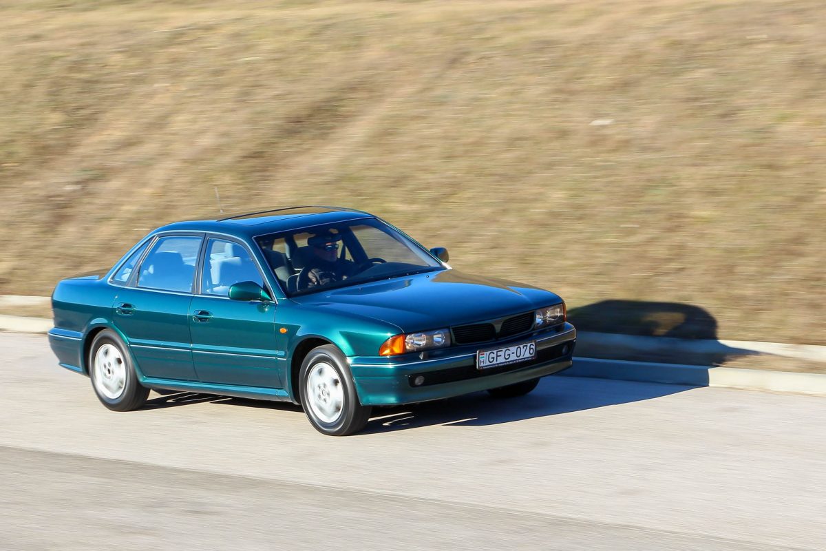 MITSUBISHI SIGMA