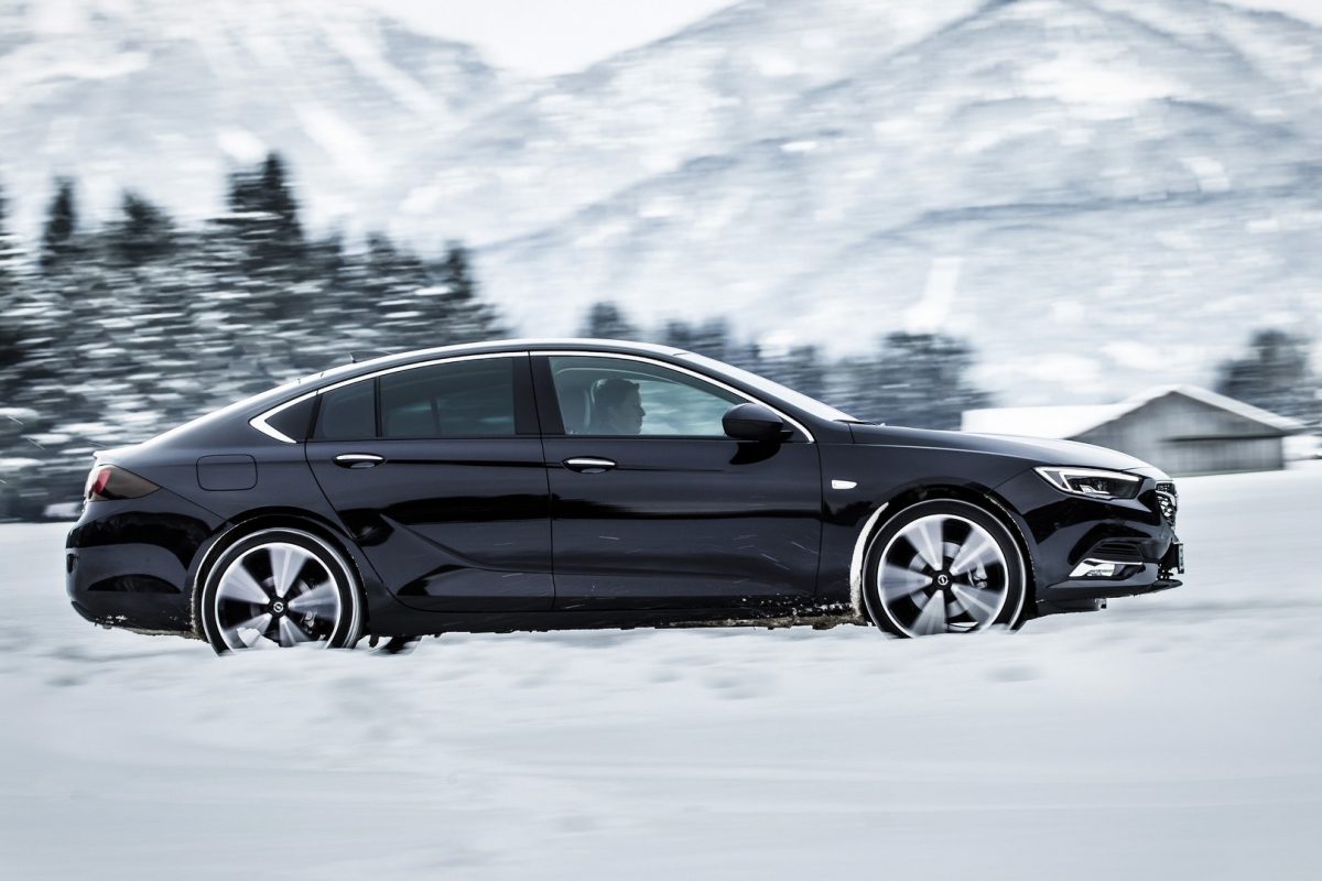 OPEL INSIGNIA
