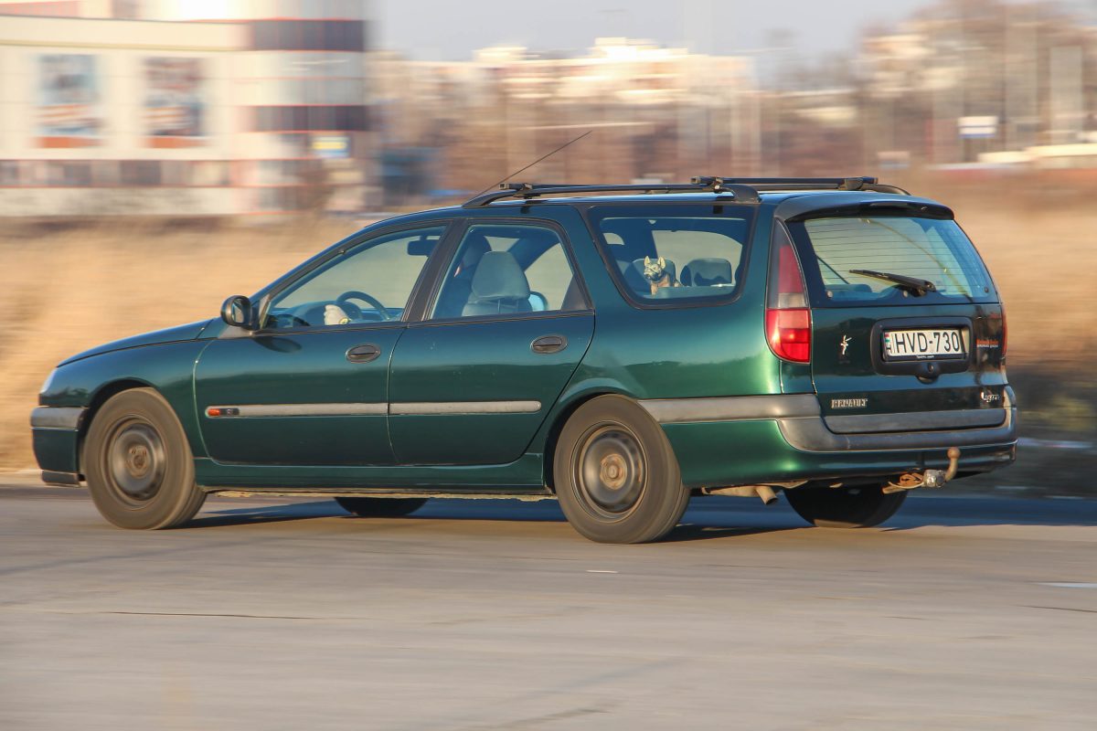 RENAULT LAGUNA