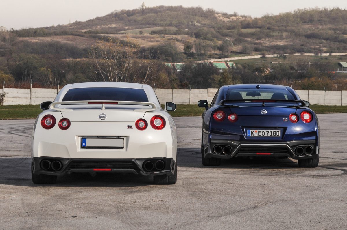 NISSAN GT-R
