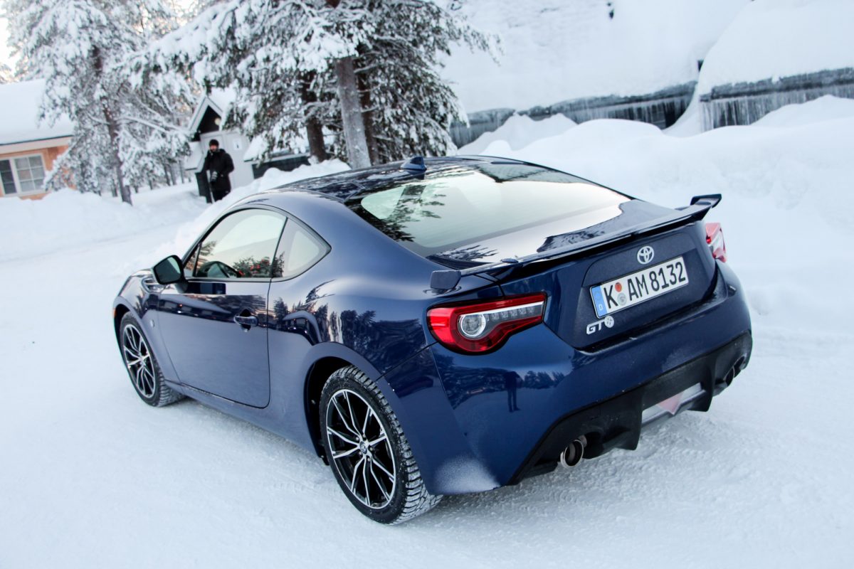 TOYOTA GT86