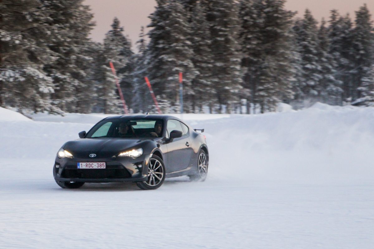 TOYOTA GT86