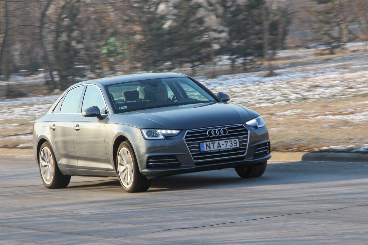 AUDI A4