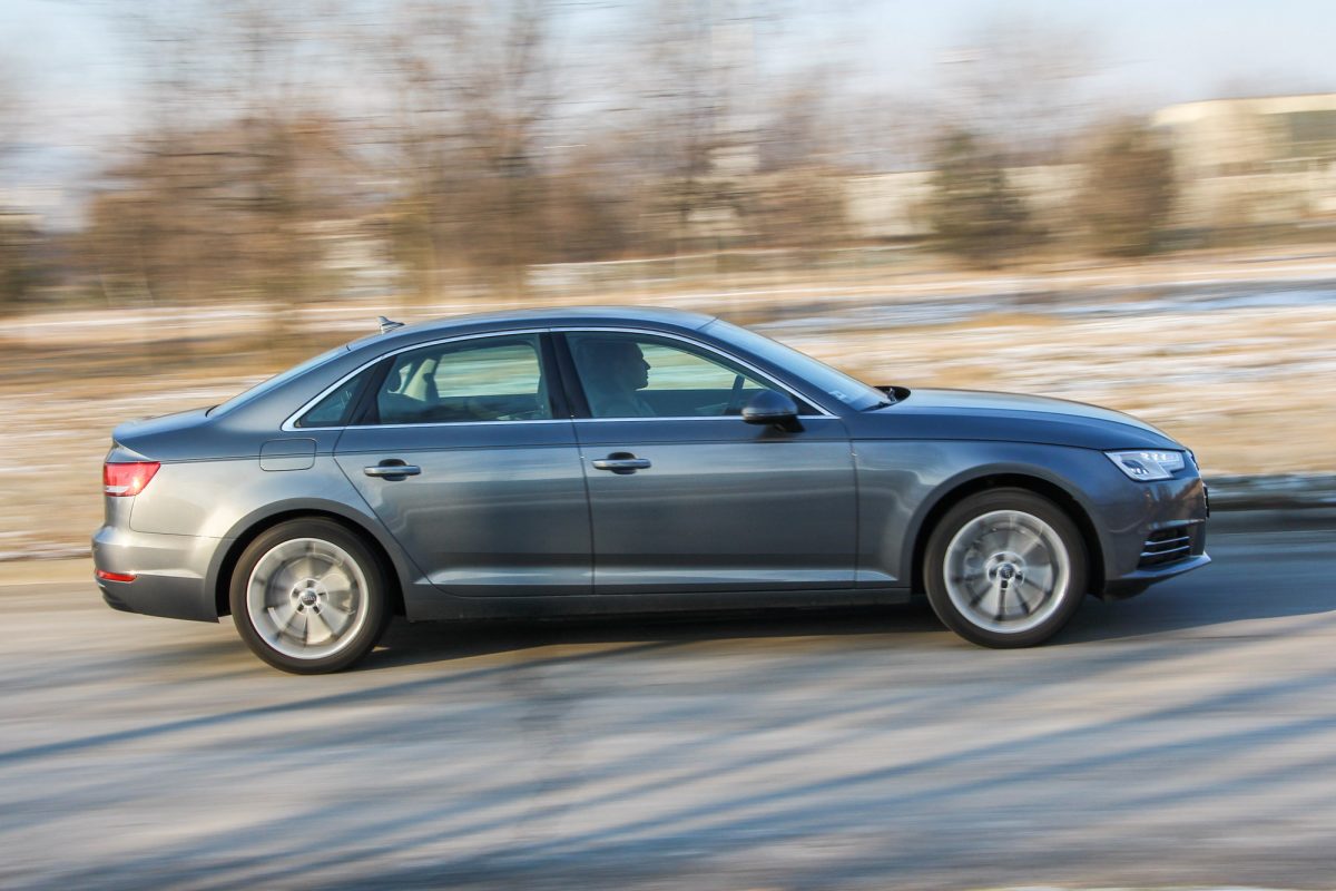 AUDI A4