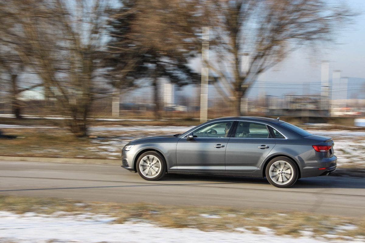 AUDI A4