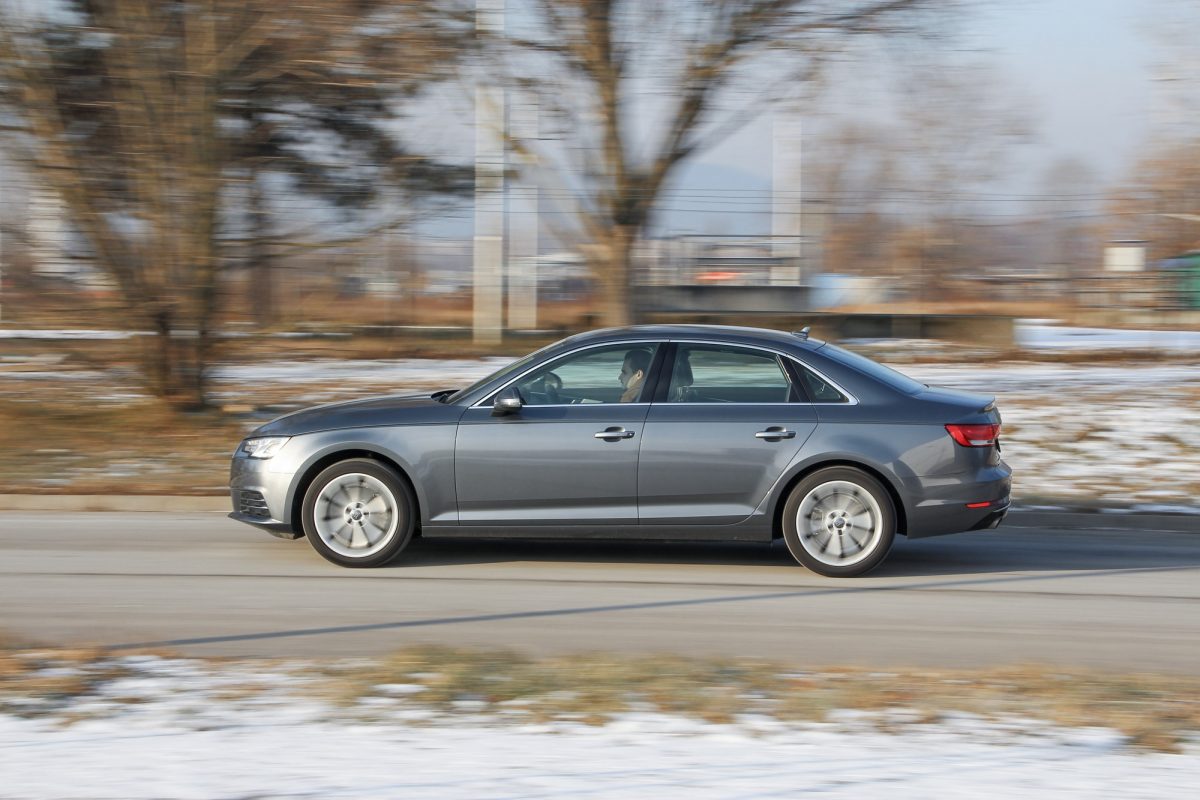 AUDI A4
