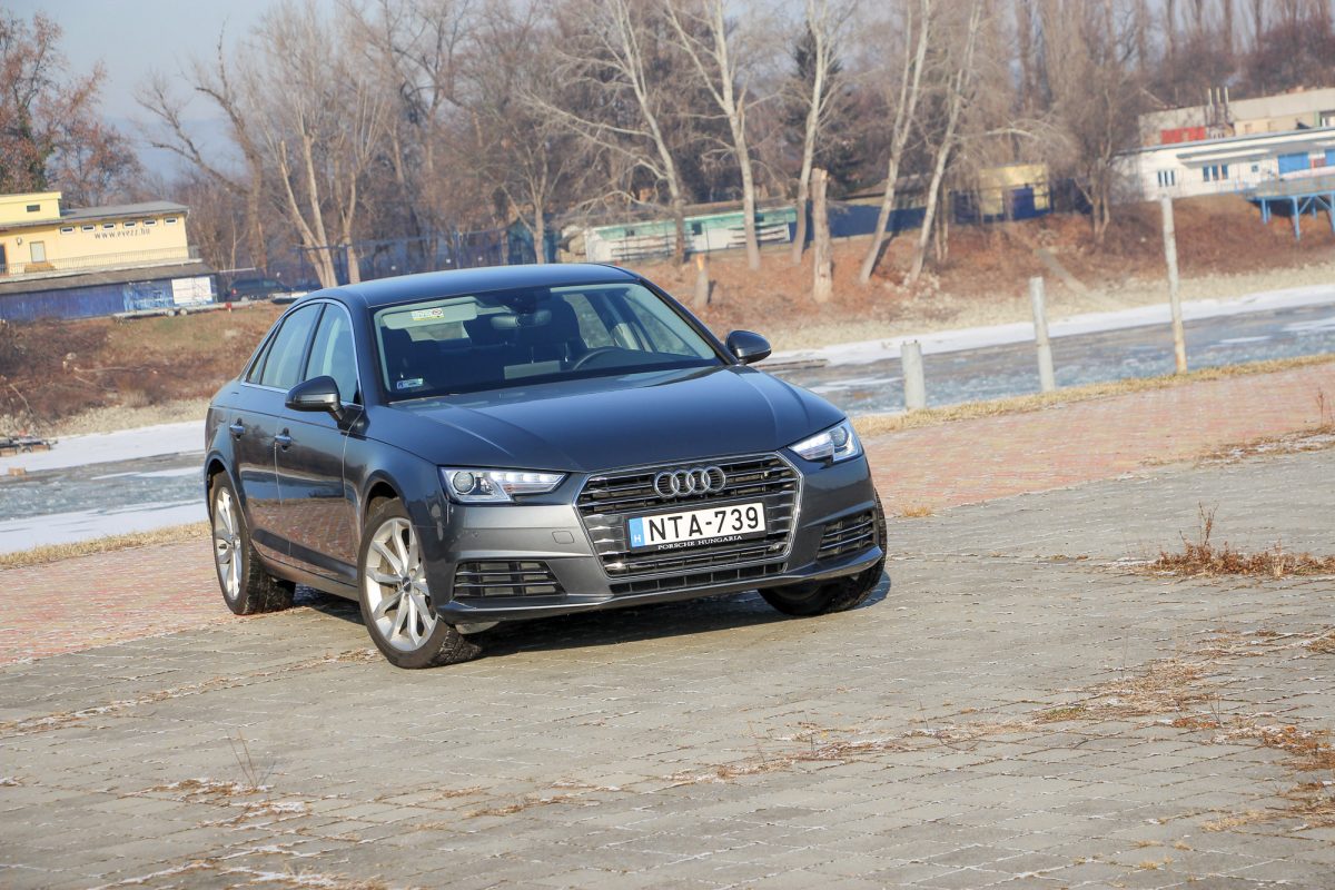 AUDI A4