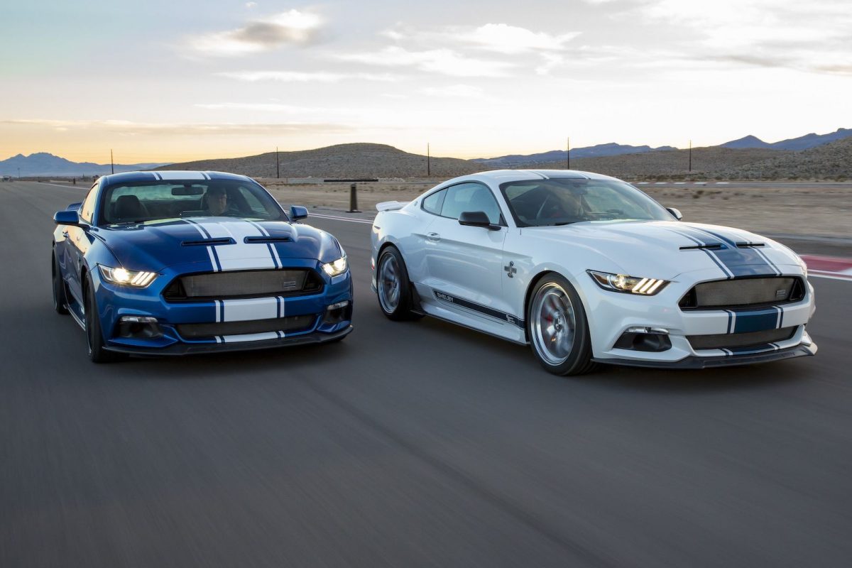 FORD MUSTANG