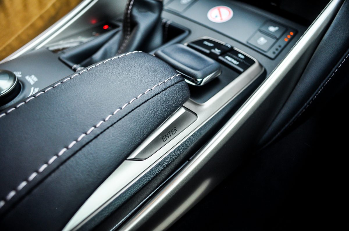 LEXUS IS