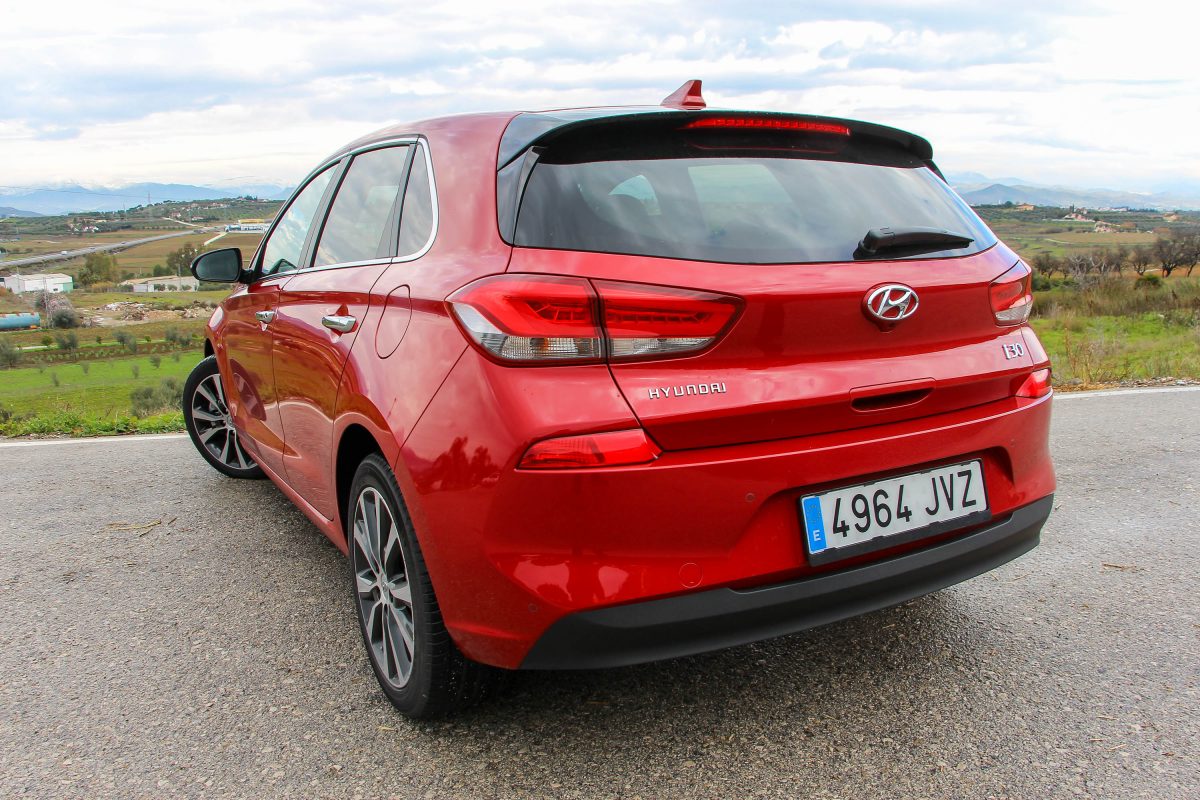 HYUNDAI I30