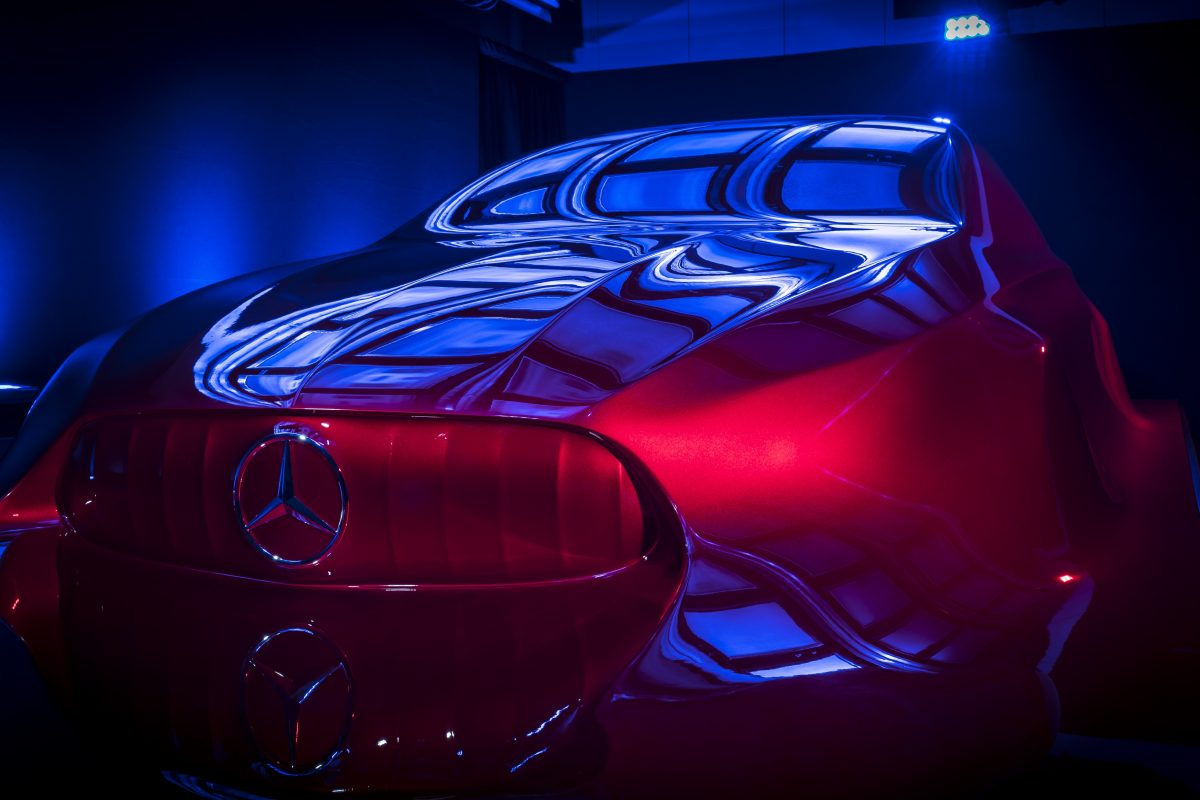 MERCEDES-BENZ