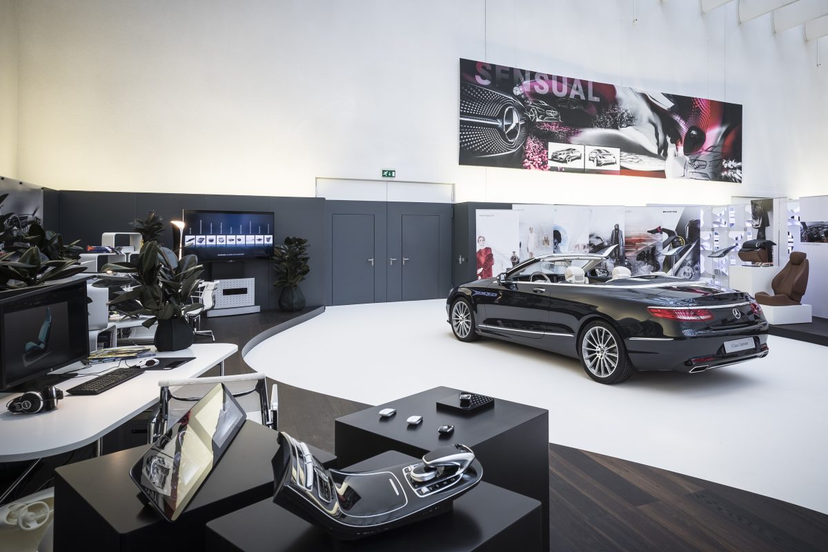MERCEDES-BENZ