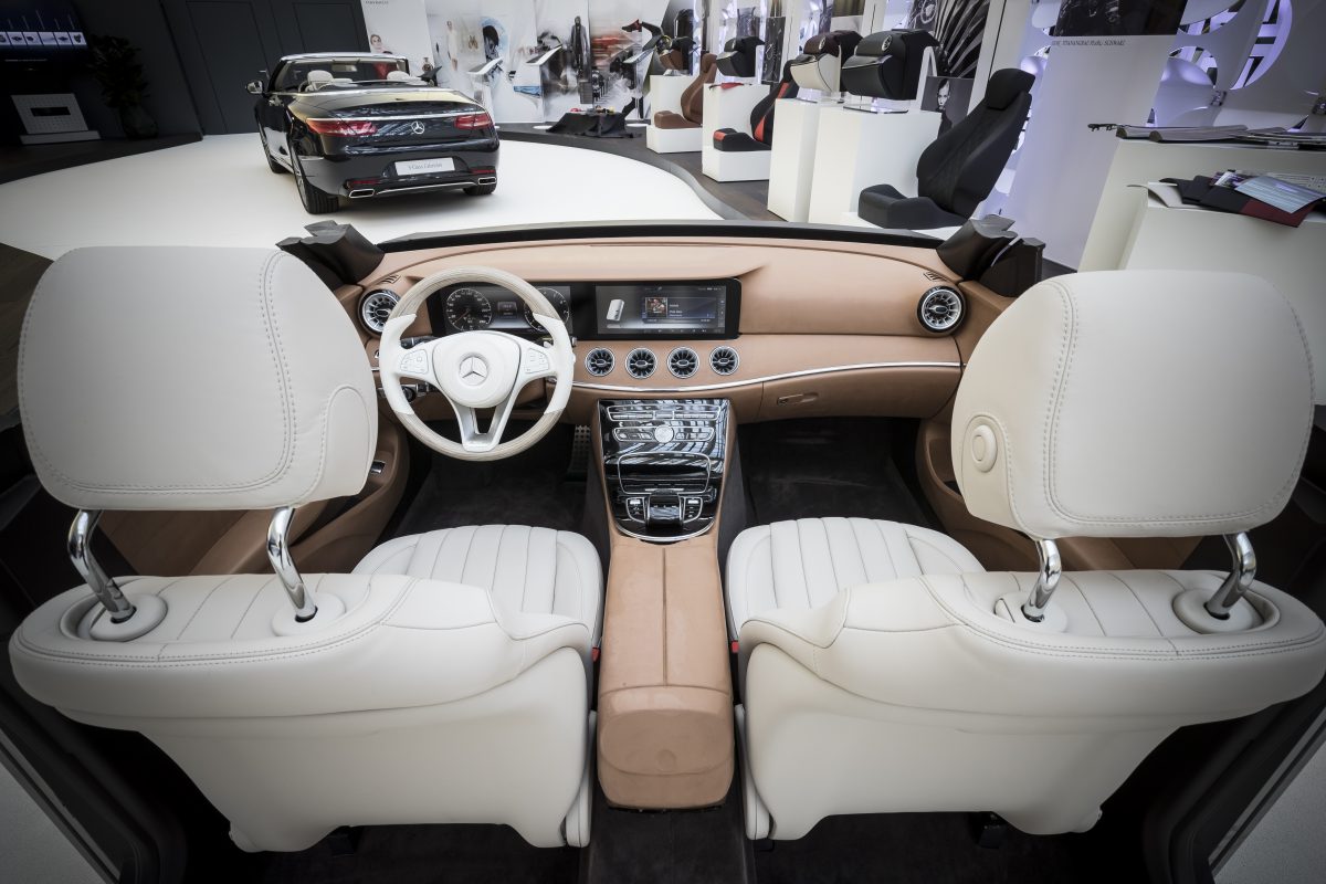 MERCEDES-BENZ