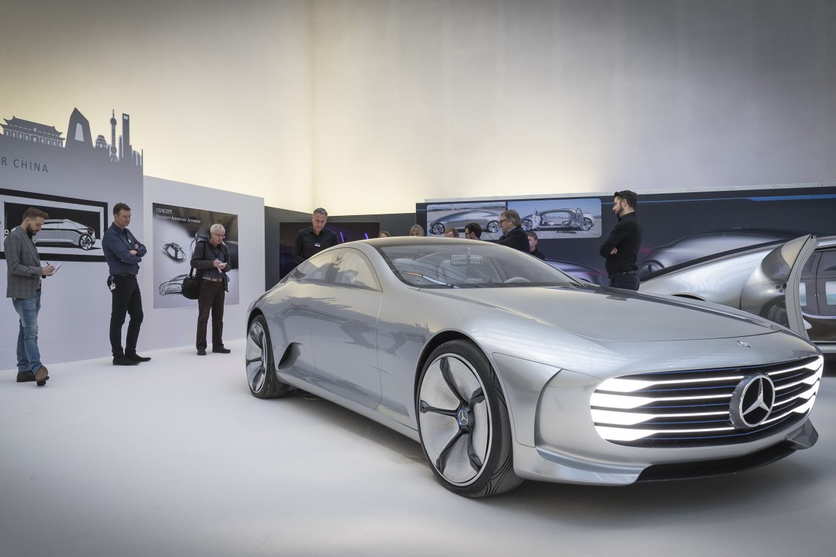 MERCEDES-BENZ