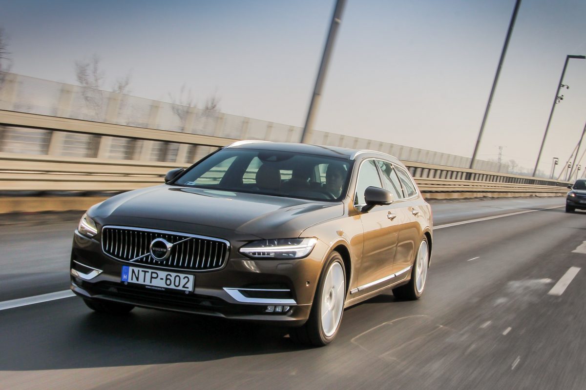 VOLVO V90