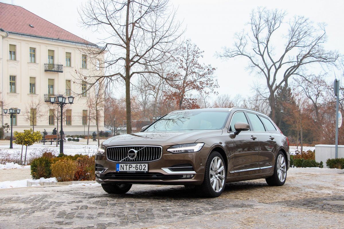 VOLVO V90