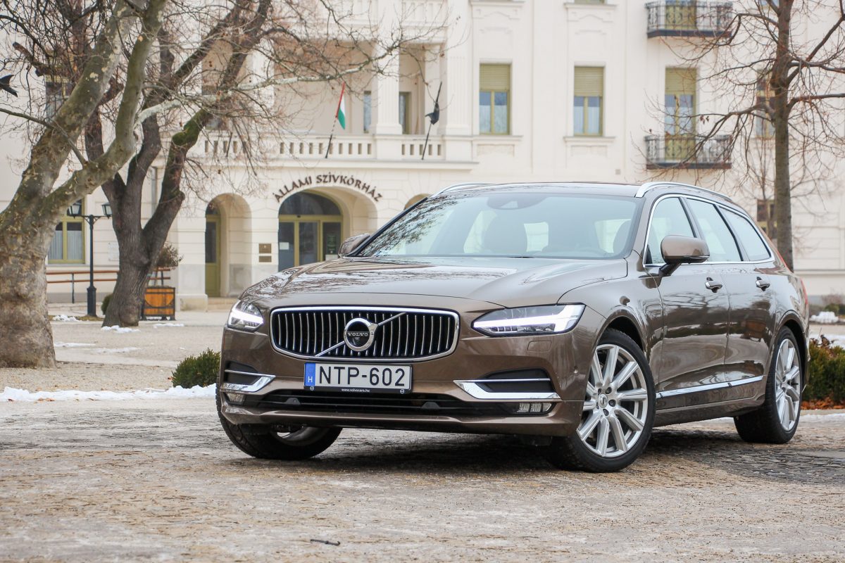 VOLVO V90