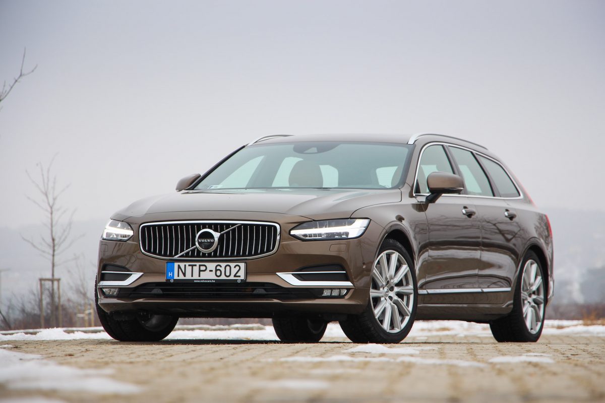 VOLVO V90