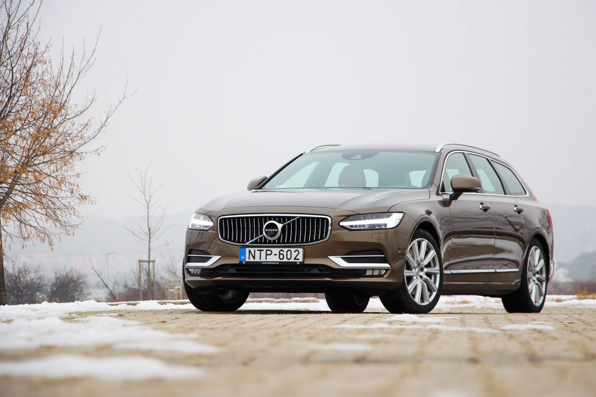 VOLVO V90