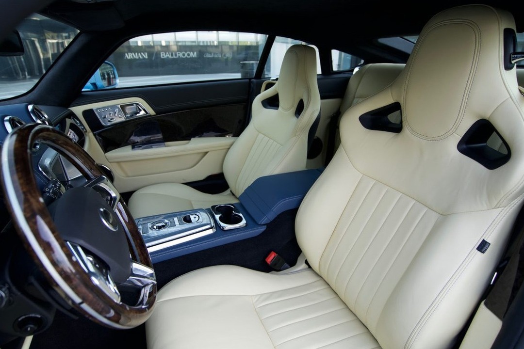 ASTON MARTIN