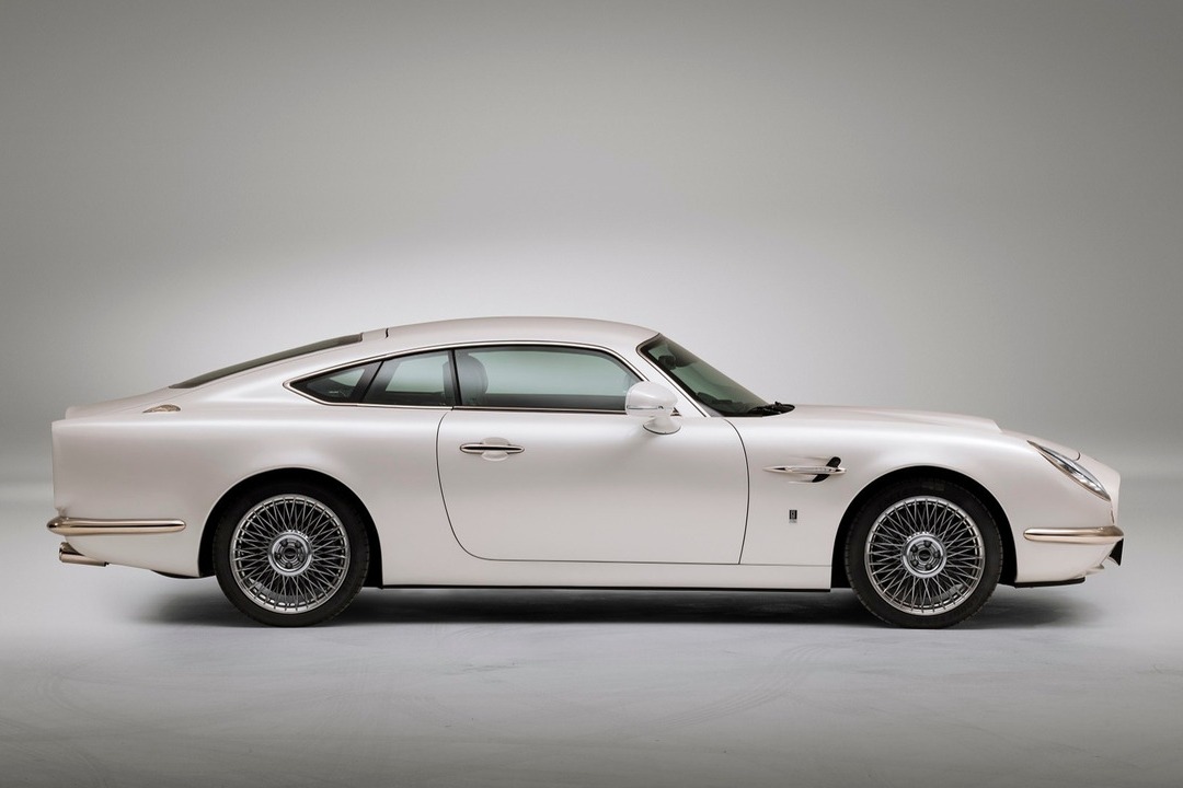ASTON MARTIN