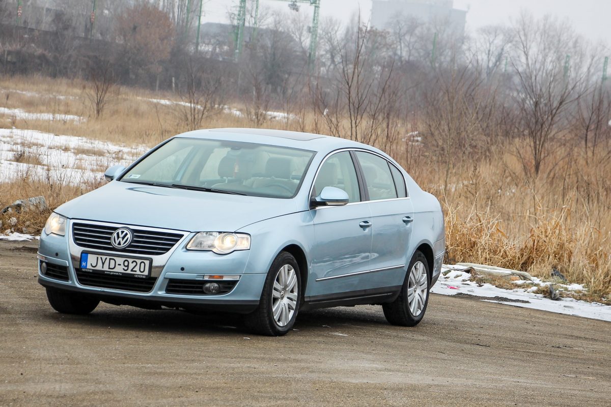 VOLKSWAGEN PASSAT VI