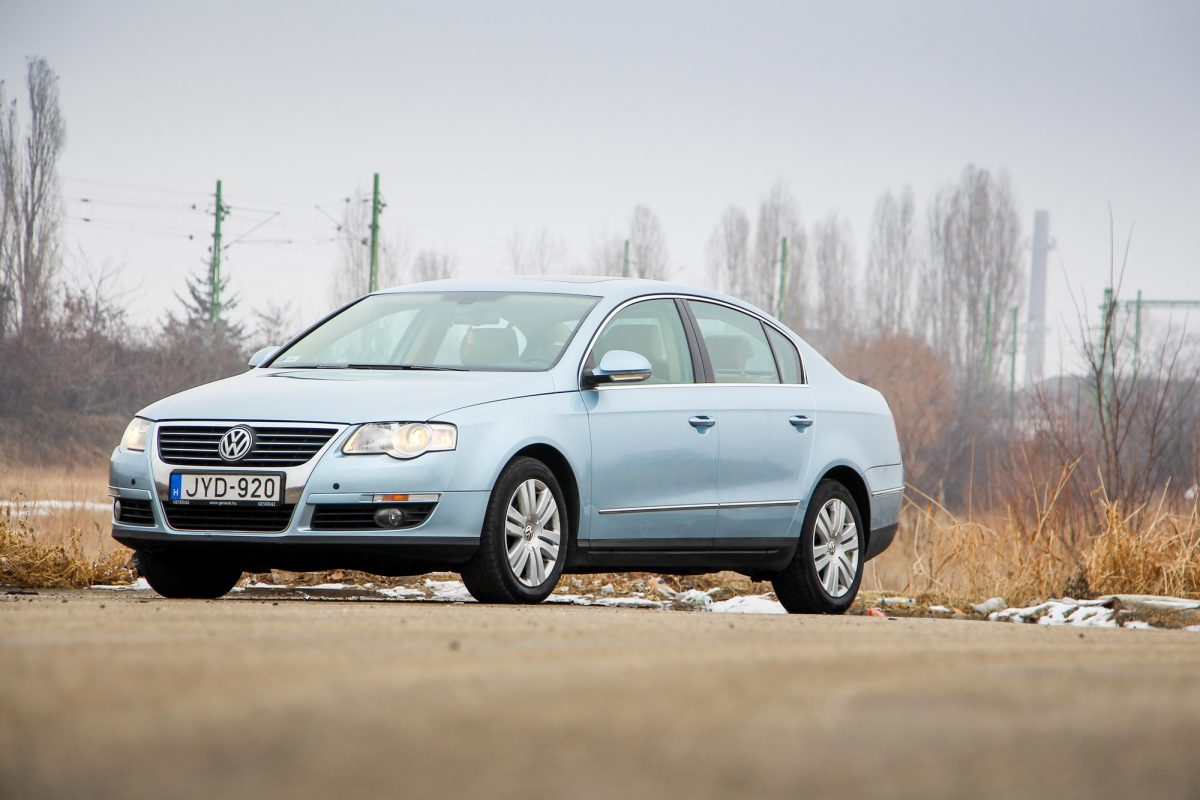 VOLKSWAGEN PASSAT VI