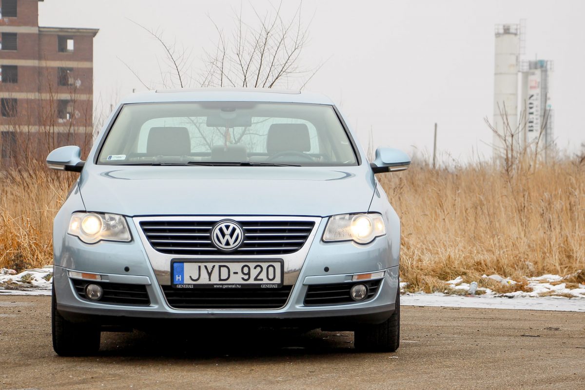 VOLKSWAGEN PASSAT VI