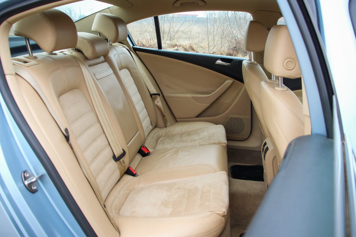 VOLKSWAGEN PASSAT VI