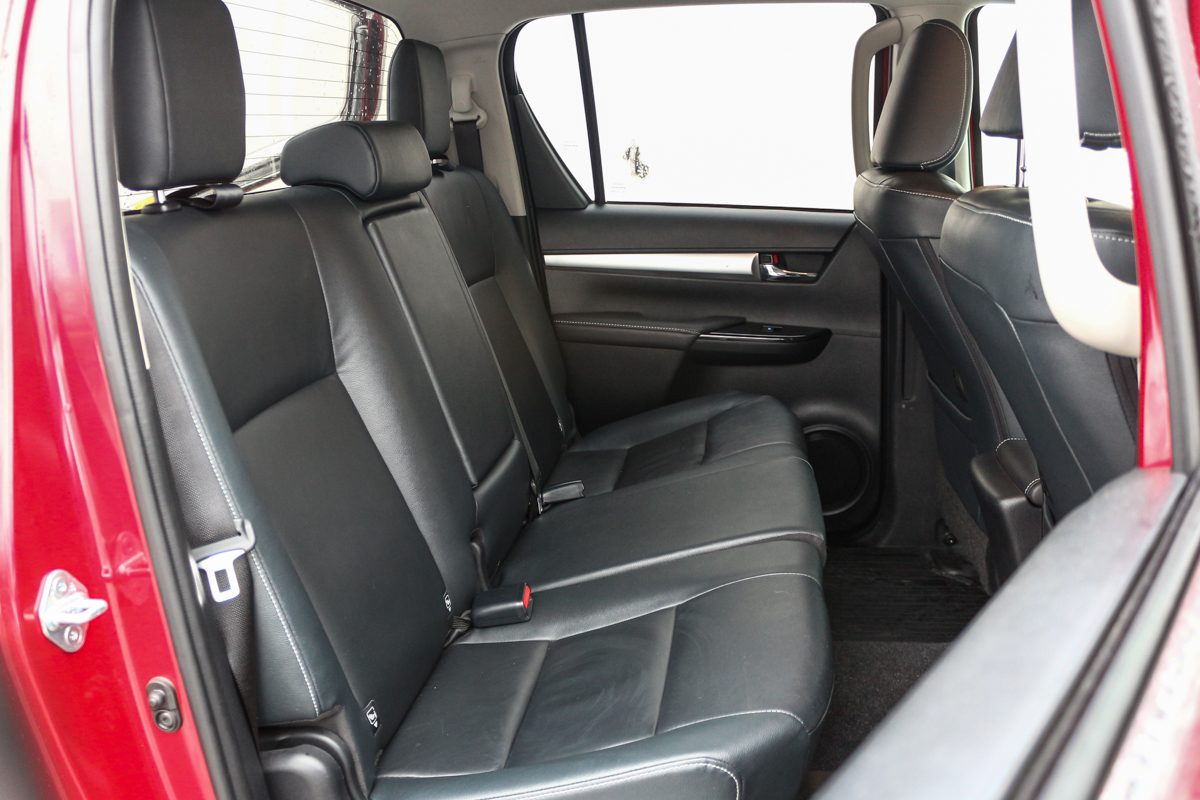 TOYOTA HI LUX