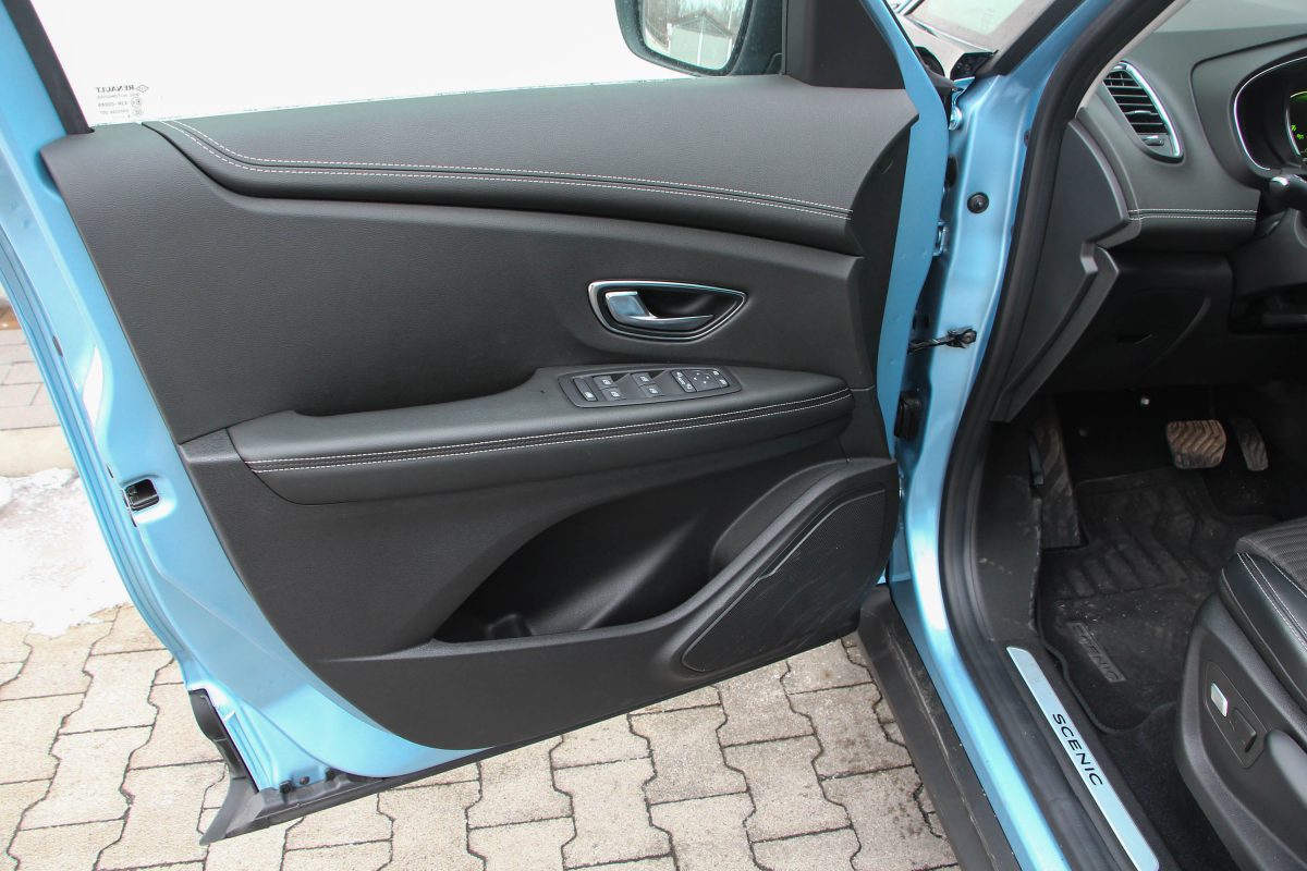 RENAULT GRAND SCENIC