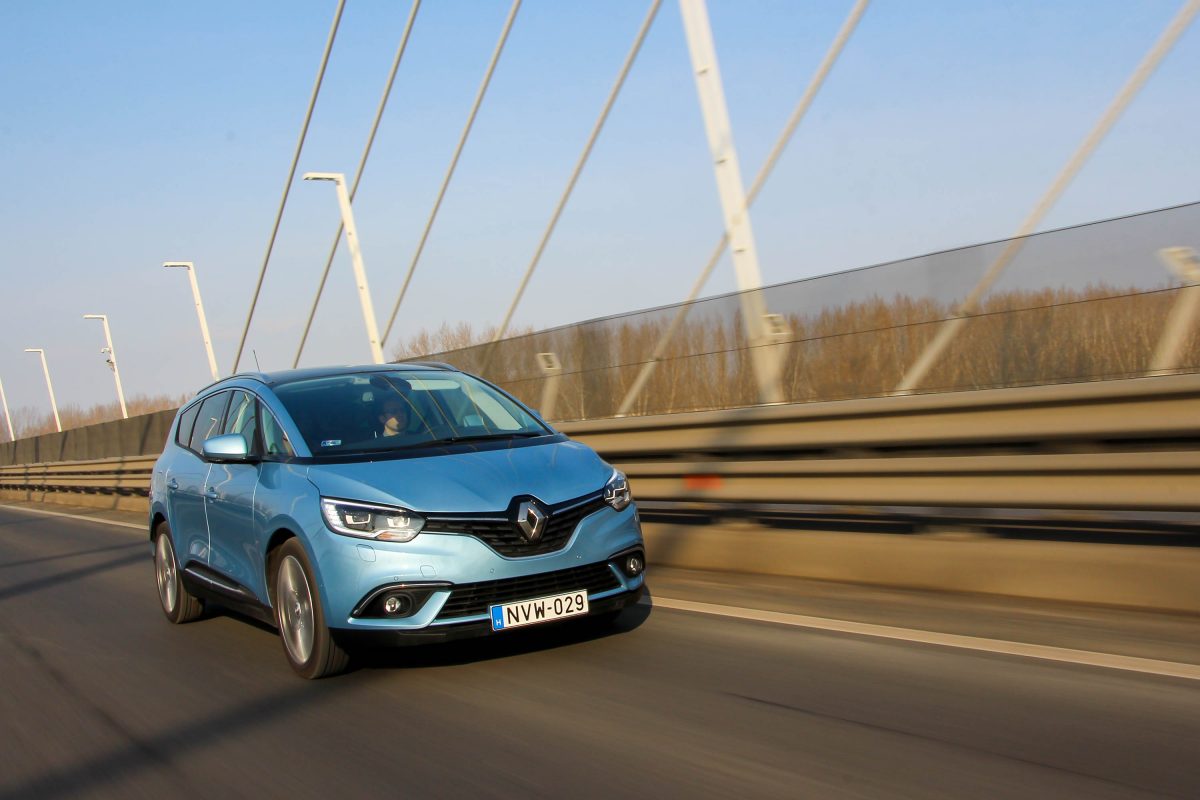 RENAULT GRAND SCENIC