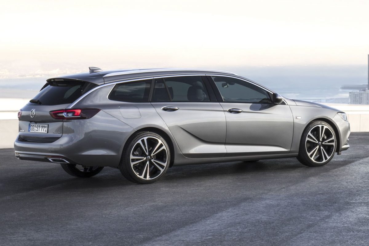 OPEL INSIGNIA