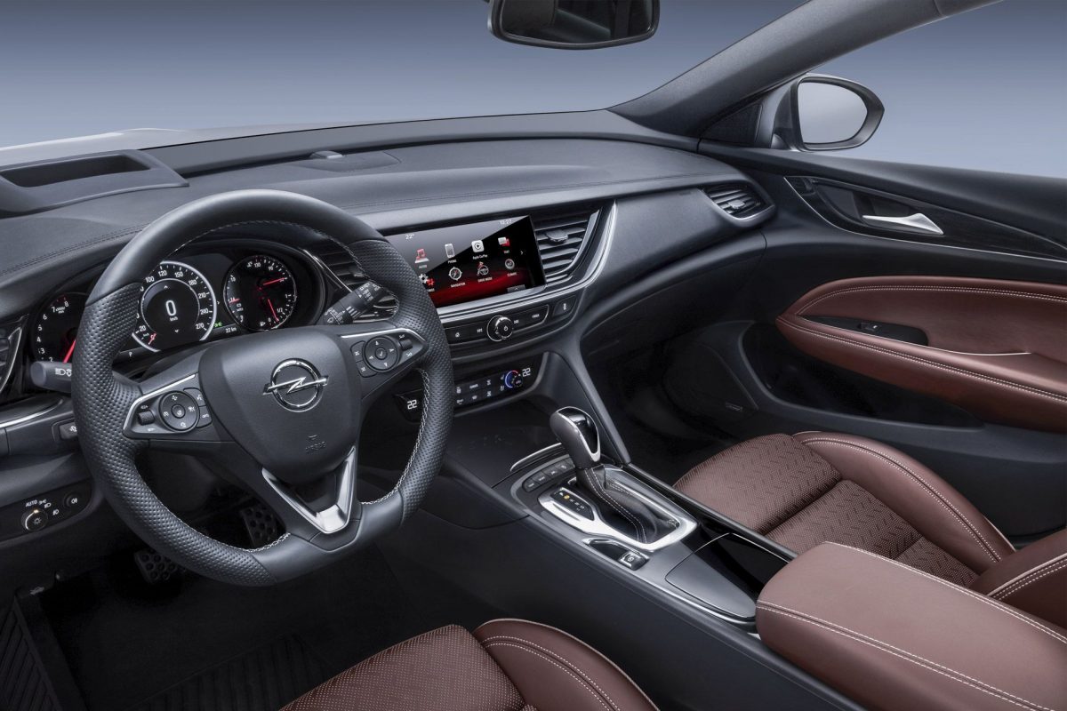 OPEL INSIGNIA
