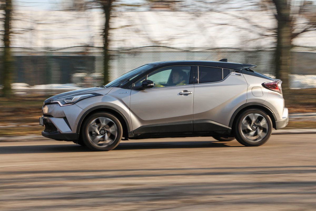TOYOTA C-HR