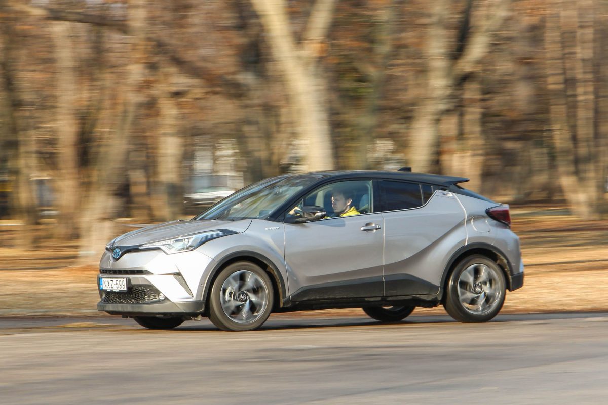 TOYOTA C-HR