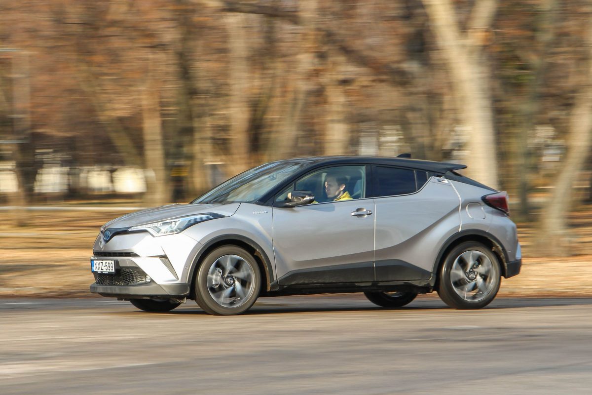 TOYOTA C-HR